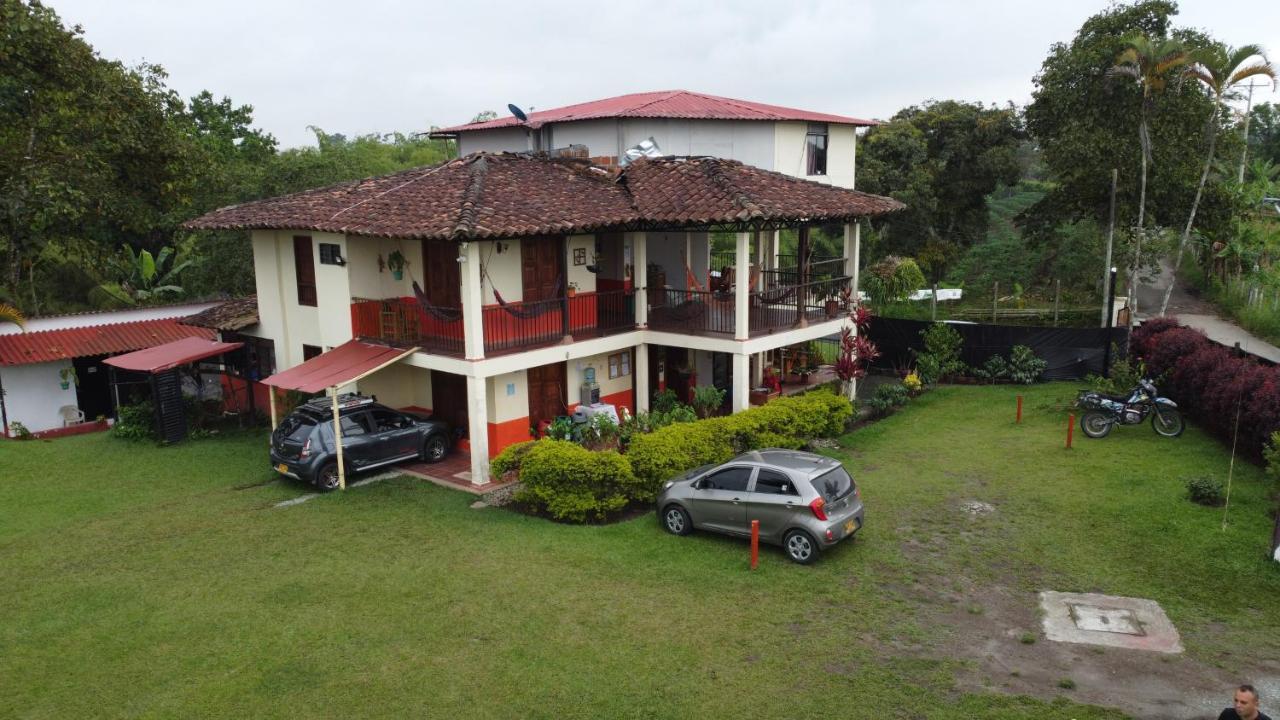 Finca Hotel Los Cocos Montenegro Ngoại thất bức ảnh