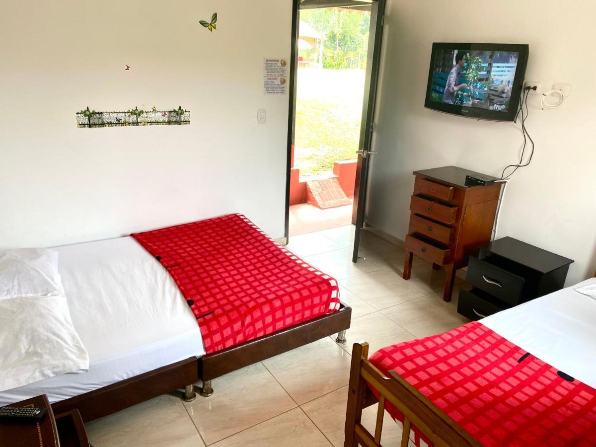 Finca Hotel Los Cocos Montenegro Ngoại thất bức ảnh