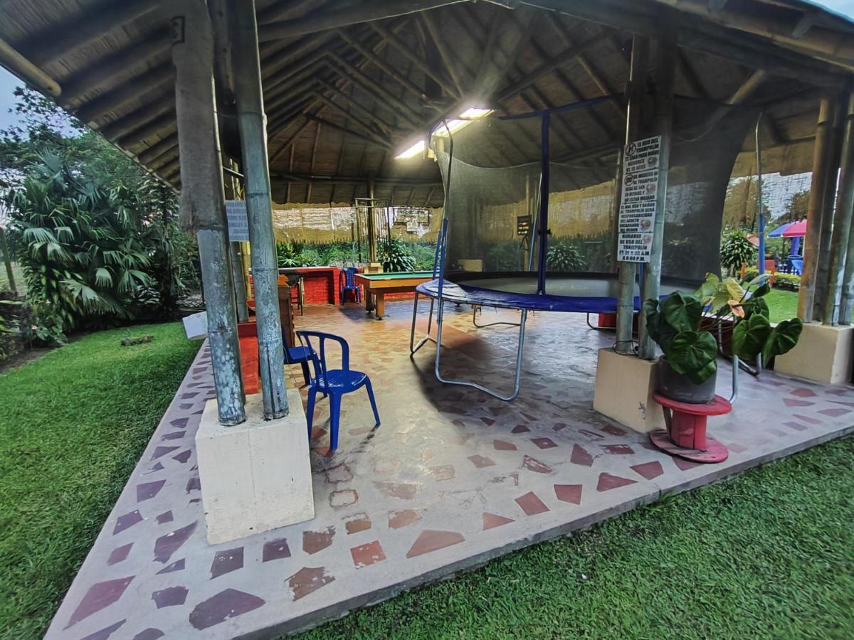 Finca Hotel Los Cocos Montenegro Ngoại thất bức ảnh