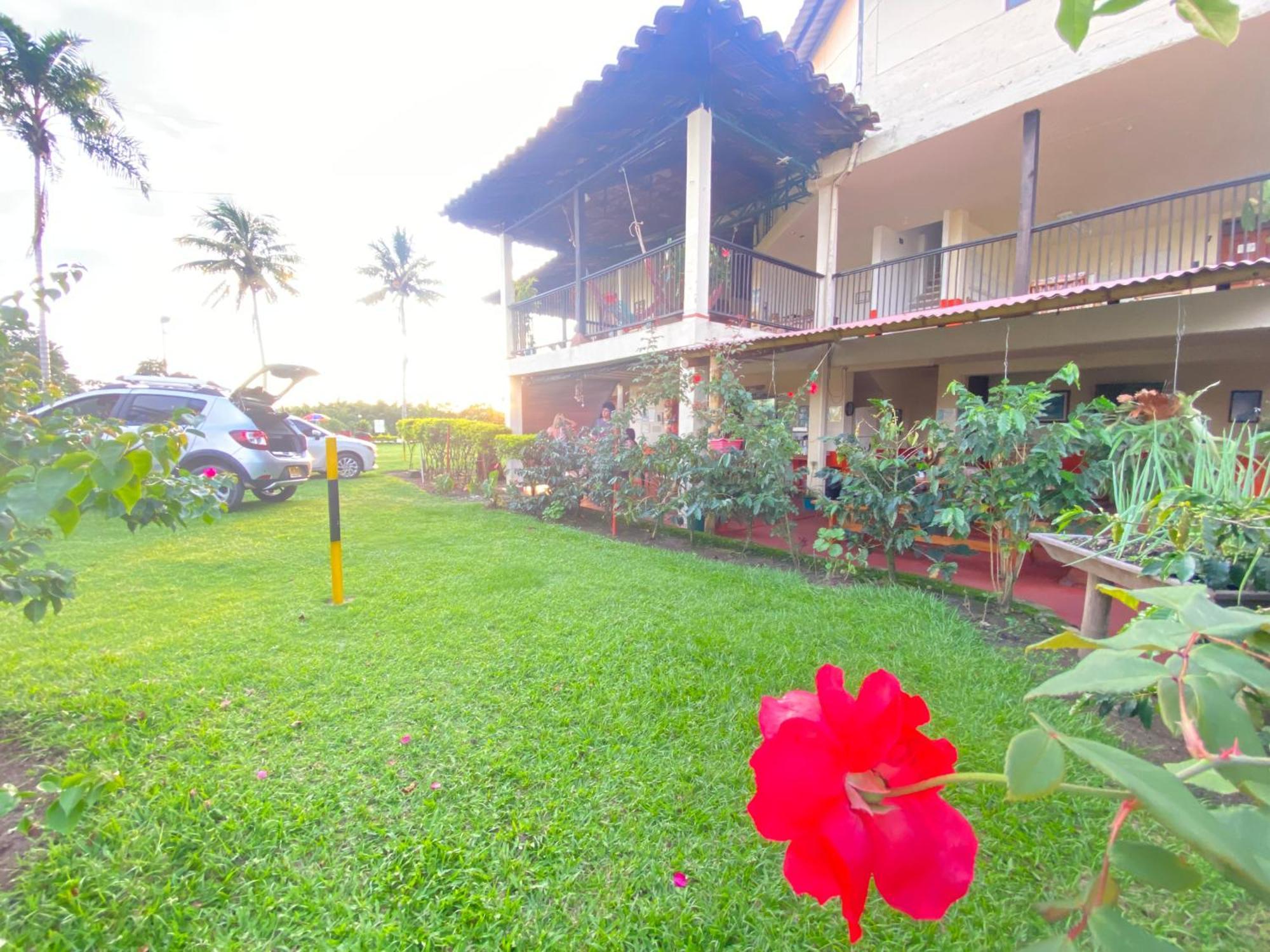 Finca Hotel Los Cocos Montenegro Ngoại thất bức ảnh