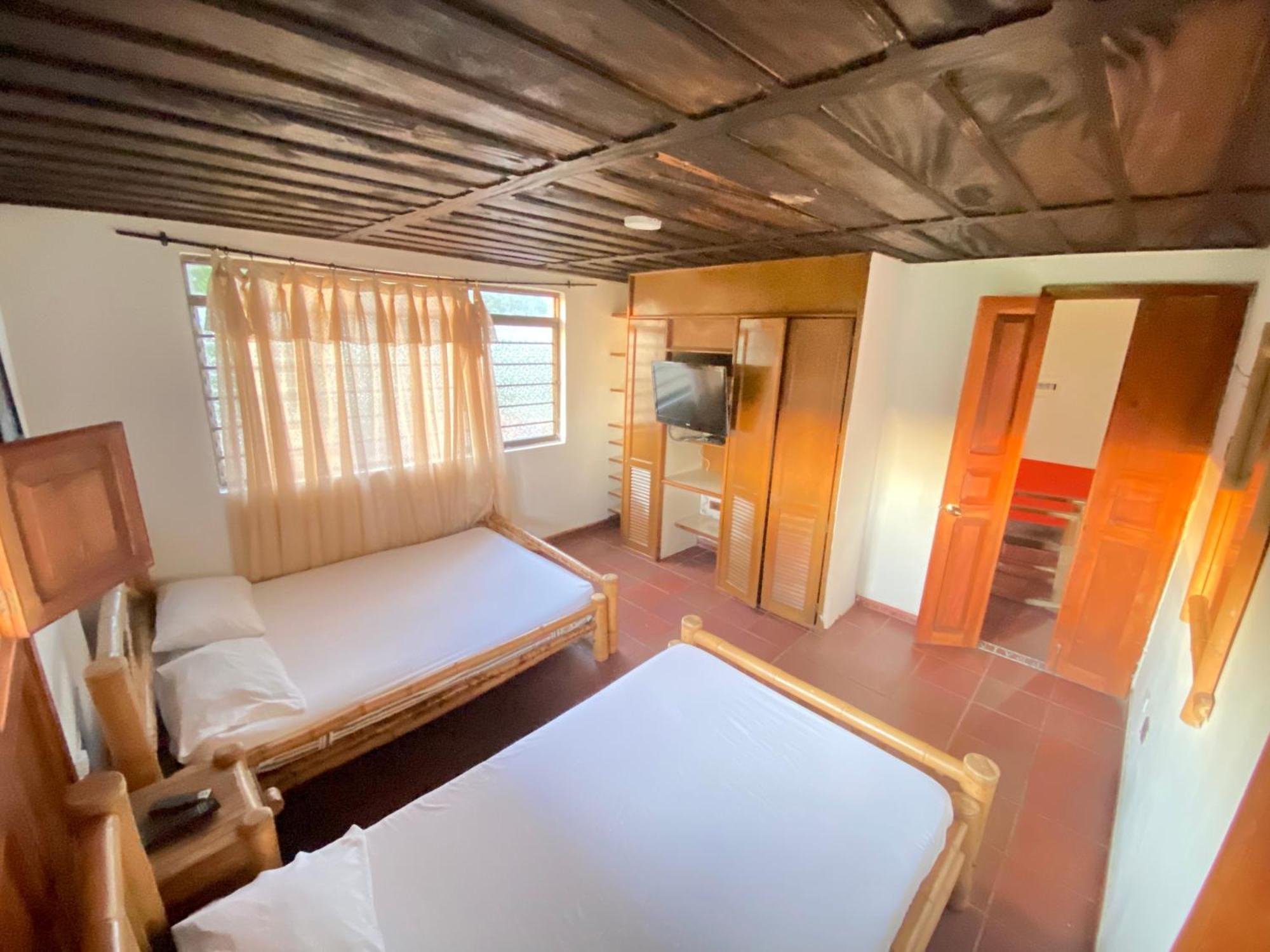Finca Hotel Los Cocos Montenegro Ngoại thất bức ảnh