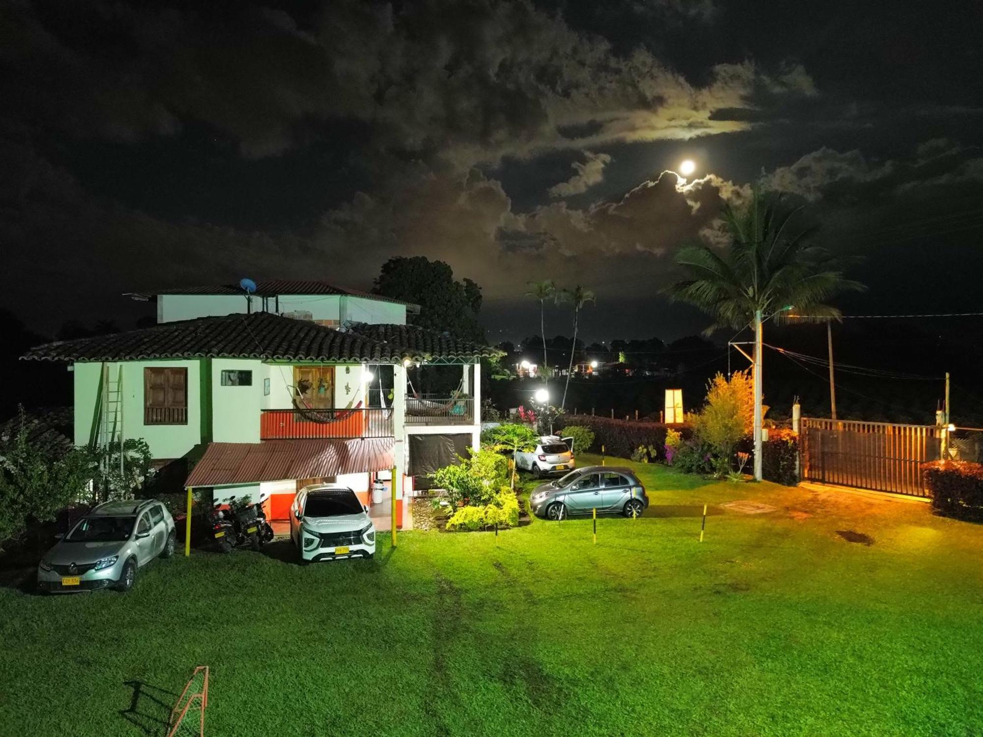 Finca Hotel Los Cocos Montenegro Ngoại thất bức ảnh