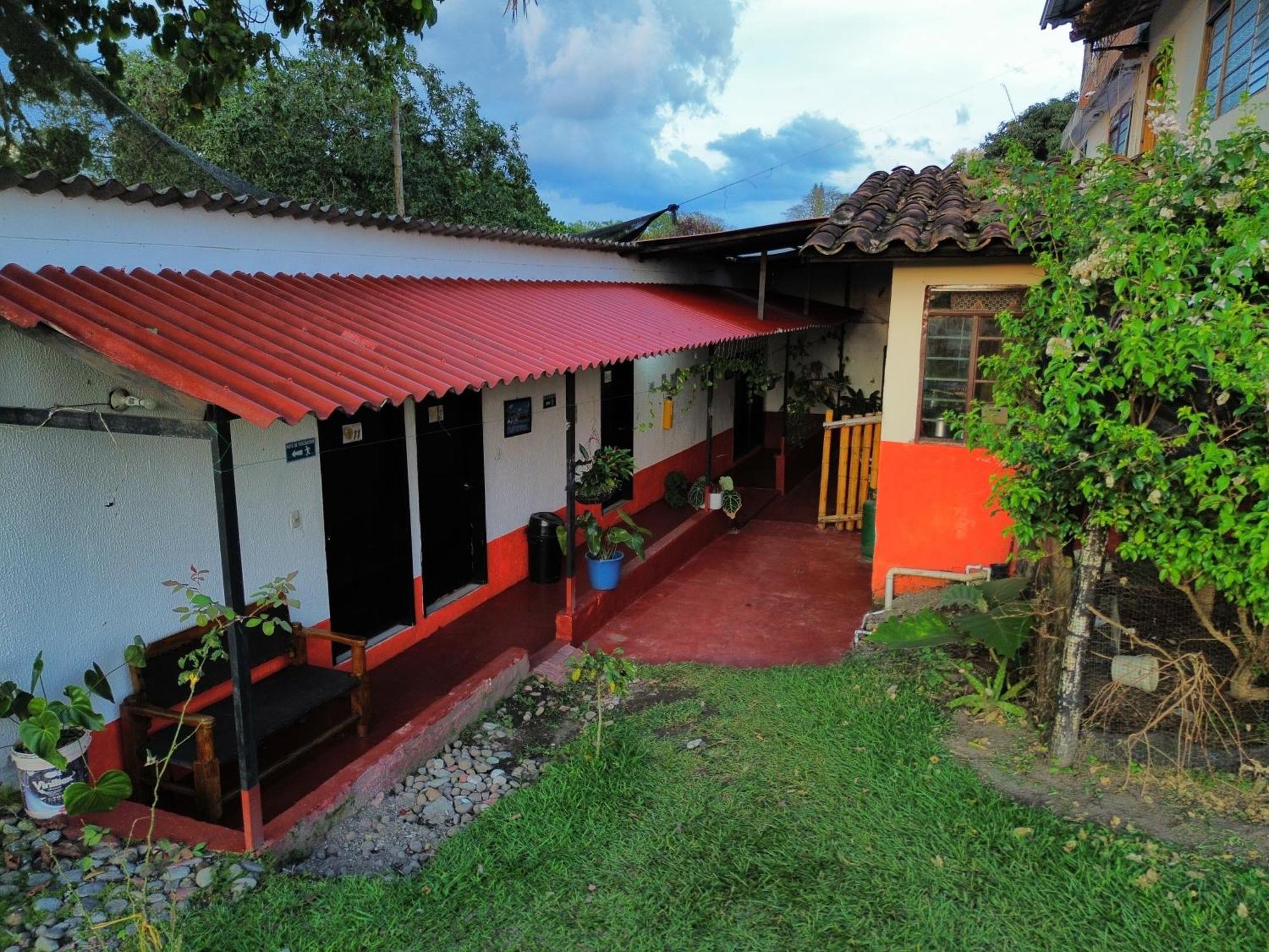 Finca Hotel Los Cocos Montenegro Ngoại thất bức ảnh